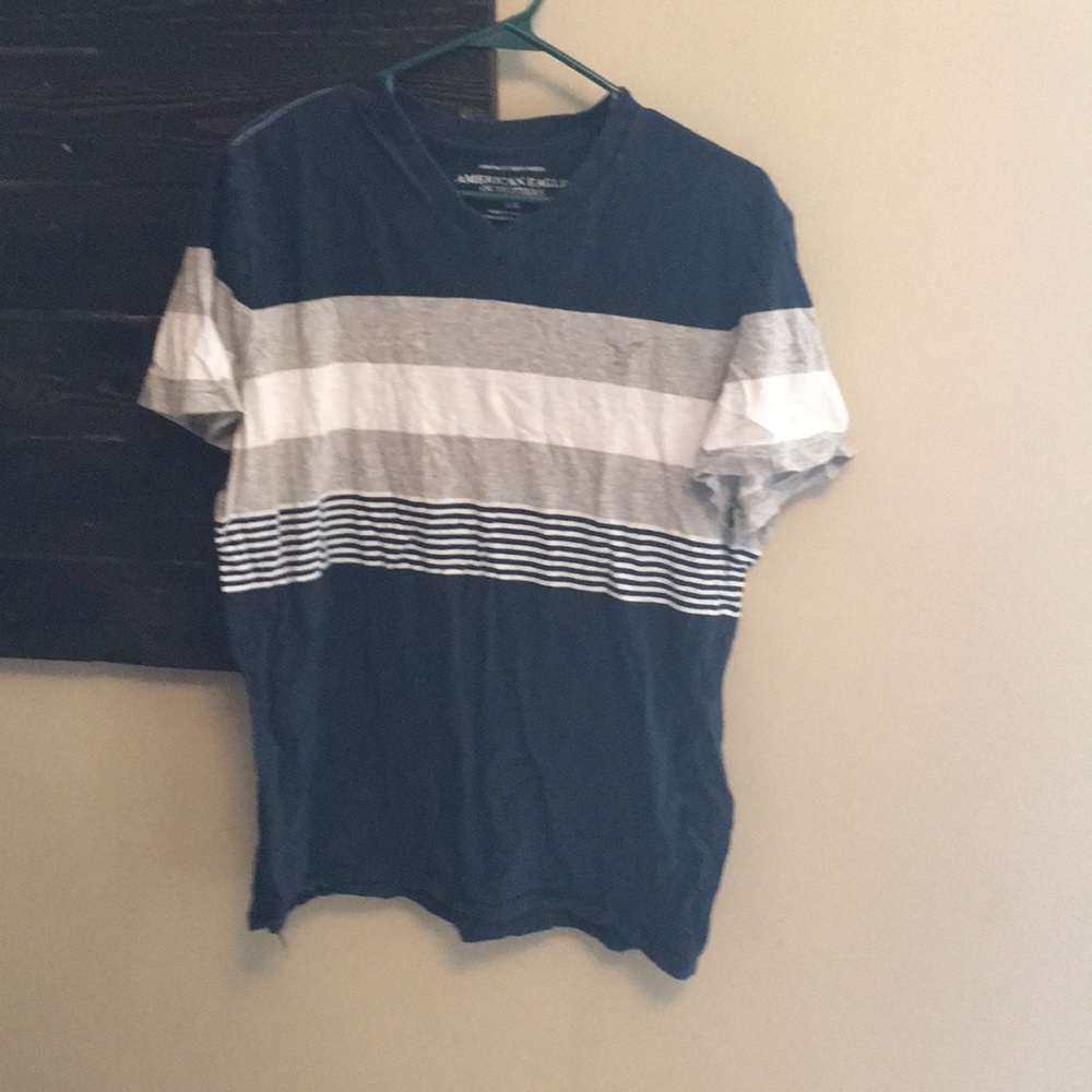 American Eagle T-shirt